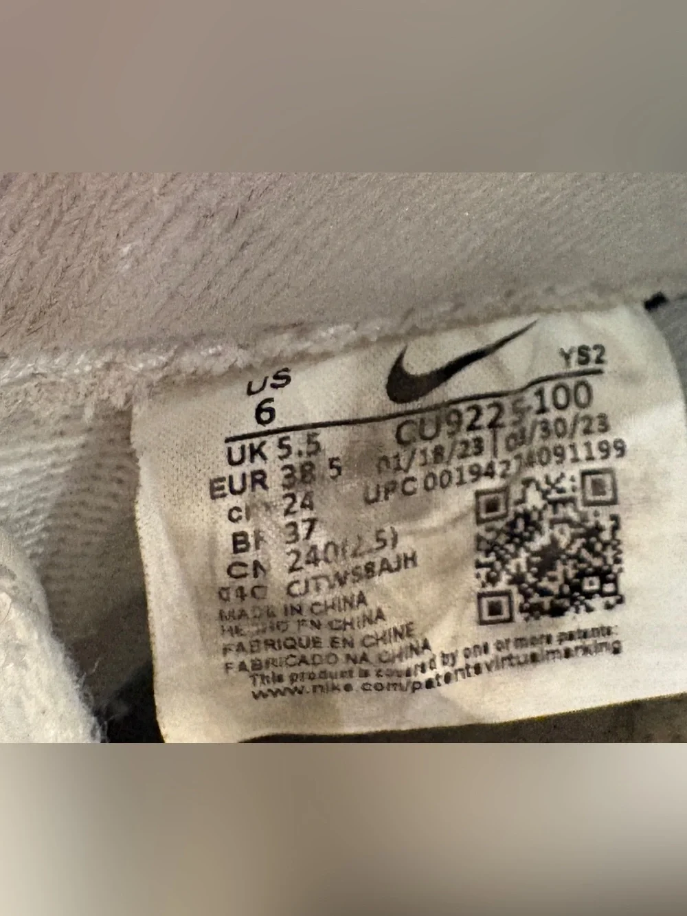 Nike x Supreme Air Force 1 Low Box Logo White Red Laces CU9225-100 Men’s Size 6